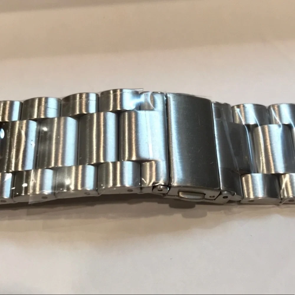 Pugo Top Metal Stainless Steel Silver Unisex Apple Watch Band, Size 38mm